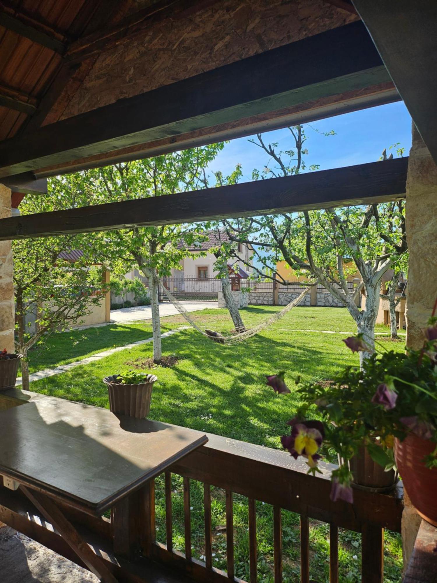 Appartement Calm Nest à Nikšić Extérieur photo